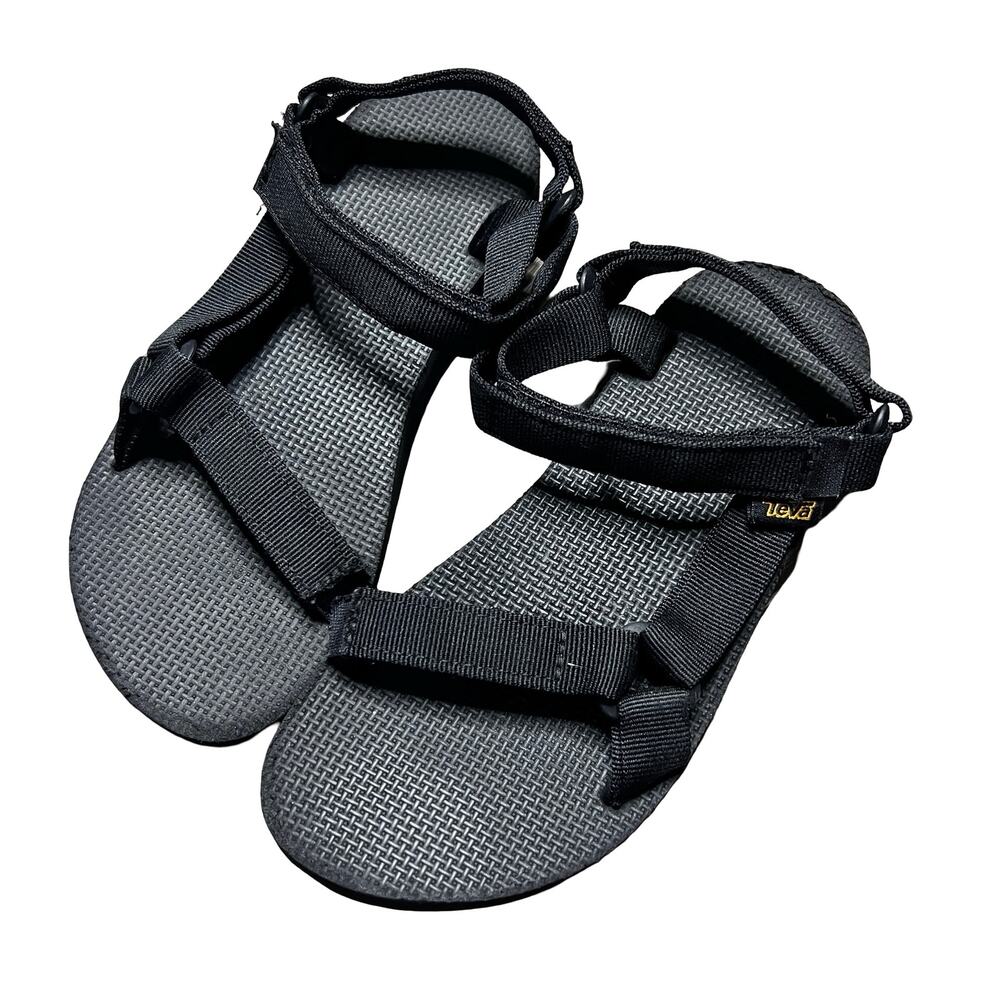 TEVA Big Kids Universal Flat Sandal Black 4